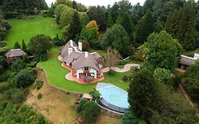 Crestwood Bed & Breakfast